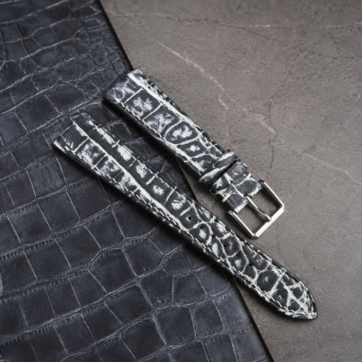 Gray Alligator Leather Watch Strap - Handmade Quick Release Band
